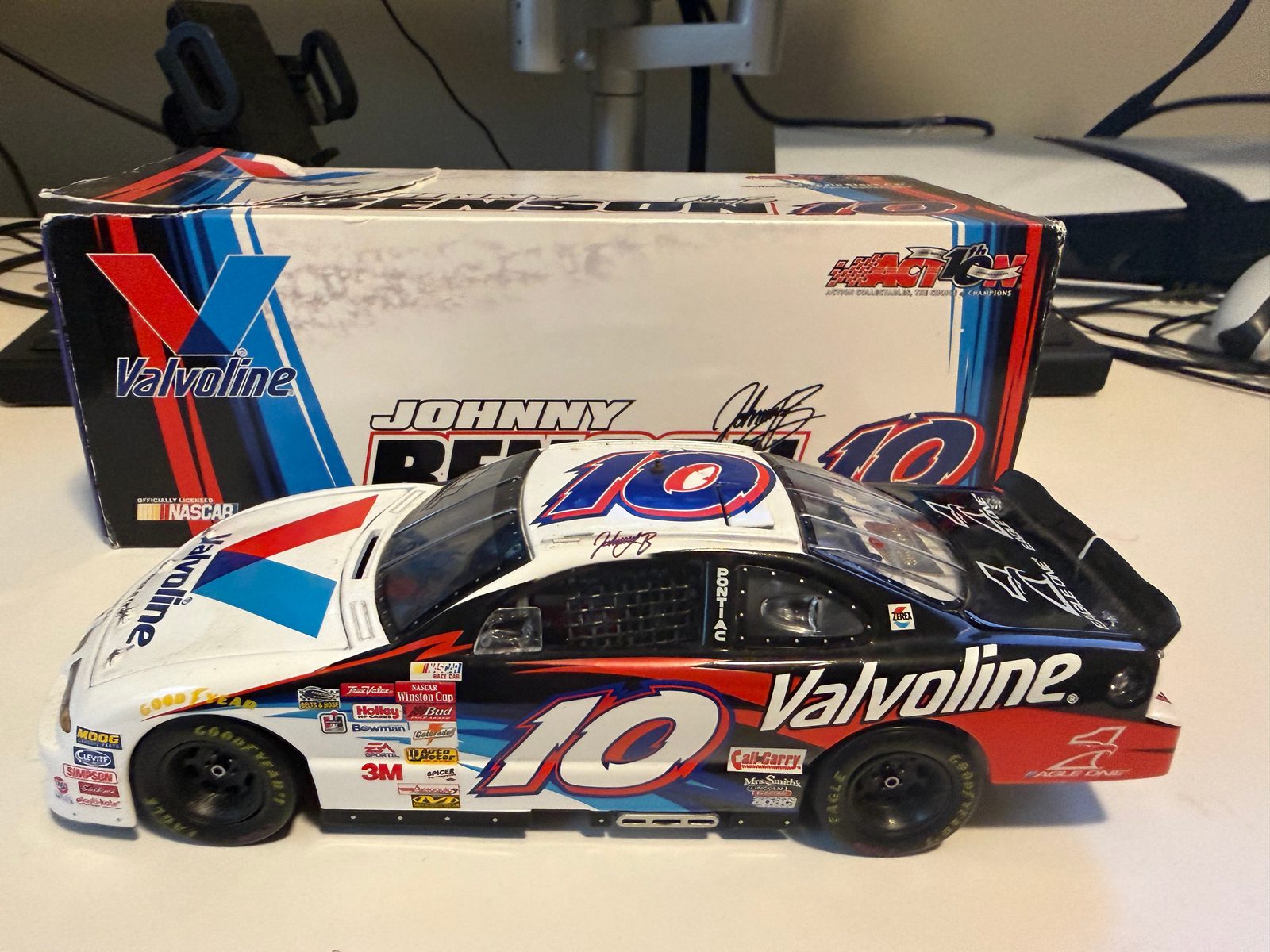 Johnny Benson